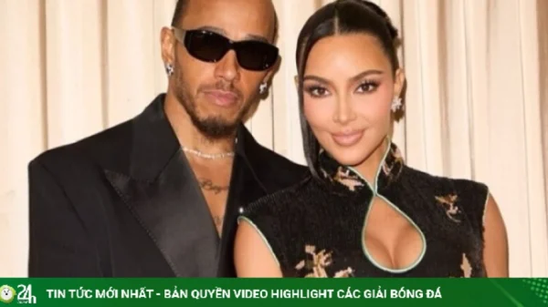 Kim Kardashian: Bạn trai đáp ứng đủ 55 tiêu chí của tôi kenhtingame com thumb kim kardashian ban trai dap ung du 55 tieu chi cua toi d96e1792879330110 940w