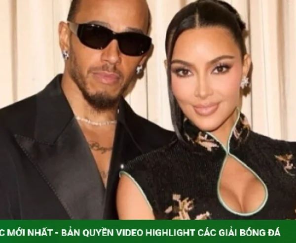 Kim Kardashian: Bạn trai đáp ứng đủ 55 tiêu chí của tôi kenhtingame com thumb kim kardashian ban trai dap ung du 55 tieu chi cua toi d96e1792879330110 940w