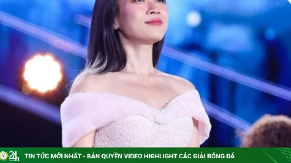 Mỹ Tâm thông báo tin nóng giữa đêm kenhtingame com thumb m tam thong bao tin nong giua dem 74471790827863459 940w