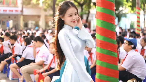 Ngẩn ngơ vì nhan sắc "gây thương nhớ" của cô giáo Ngữ văn trong ngày khai giảng kenhtingame com thumb ngan ngo vi nhan sac quot gay thuong nho quot cua co giao ngu van trong ngay khai giang 7f5e1791027206685 940w