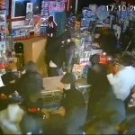 Nước mắt sau ba thập kỷ gầy dựng: Tiệm anime biểu tượng tại Paris bị nhóm bạo loạn đập phá tan hoang và cướp sạch trong chớp mắt kenhtingame com thumb nuoc mat sau ba thap ky gay dung tiem anime bieu tuong tai paris bi nhom bao loan dap pha tan hoang va cuop sach trong chop mat 9aa01792671707425 940w