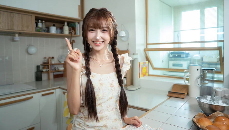 Tựa game hẹn hò với dàn mỹ nhân xinh đẹp tung bản chơi thử miễn phí, gây sốt Steam, rating cực kỳ lạc quan