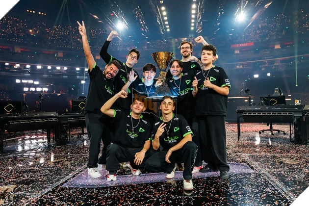 VALORANT Champions 2026: Bên Trong Bộ Máy Huấn Luyện LOUD Lên đỉnh Thế Giới